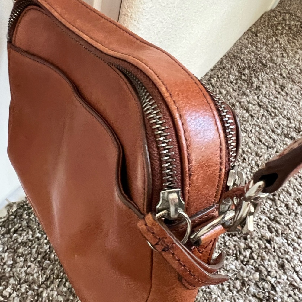 Fossil purse